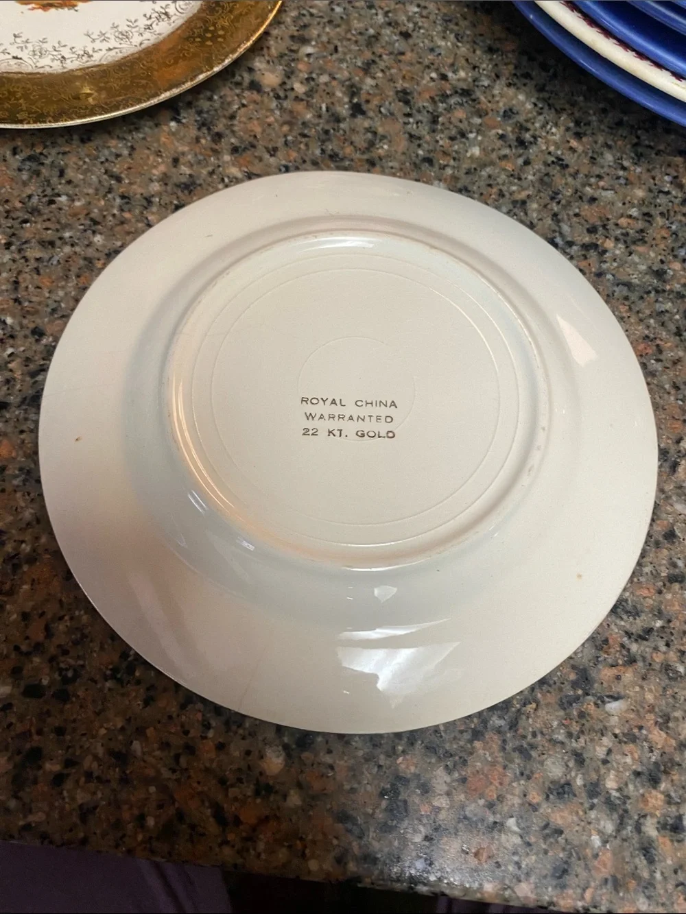 Vintage Royal China Plates – Set of 2    22KT Gold Gilt